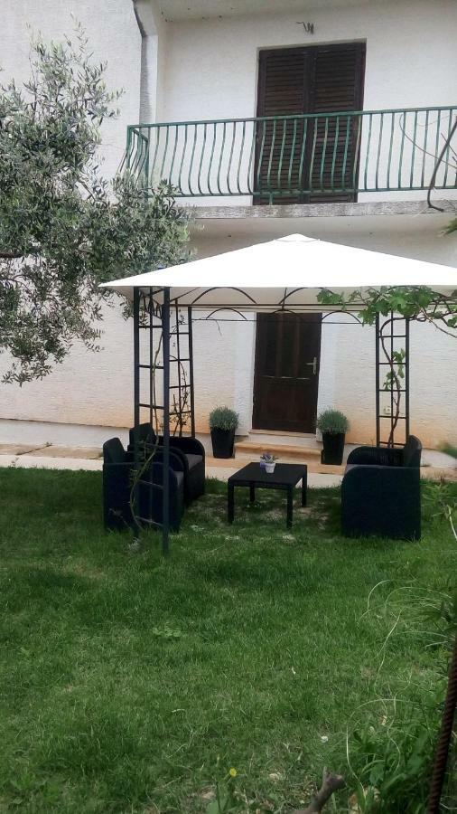 Apartmani Dana Сукошан Экстерьер фото